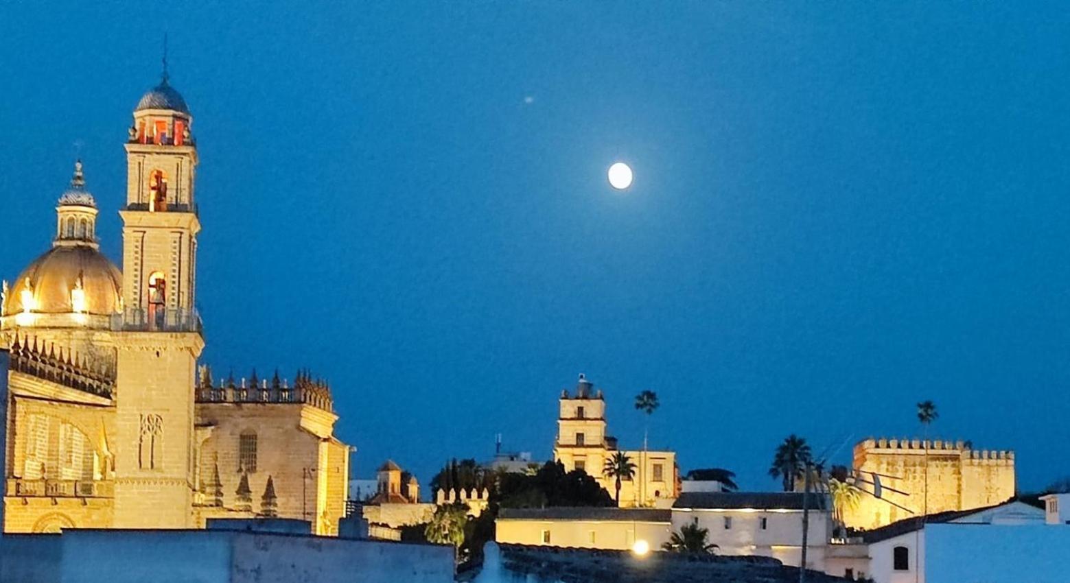 Palacio El Duende Old Town Parking Gratis Terraza Vista Catedral Alcazar Jerez de la Frontera Eksteriør bilde